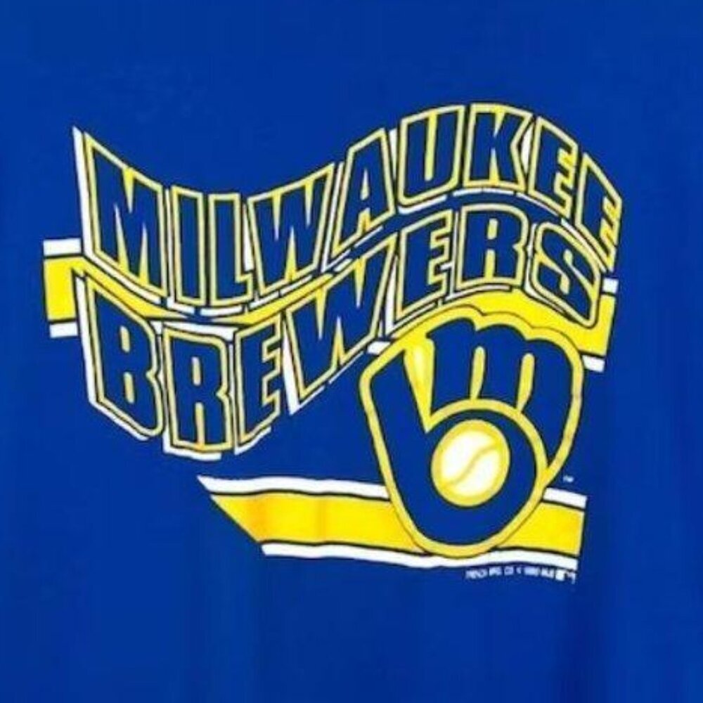 1990 Milwaukee Brewers MLB Retro Baseball Graphic Unisex T-Shirt 166 - Picture 2 of 5